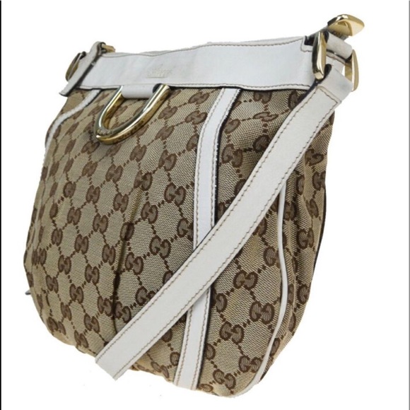Authentic Gucci monogram canvas shoulder bag - Picture 2 of 12